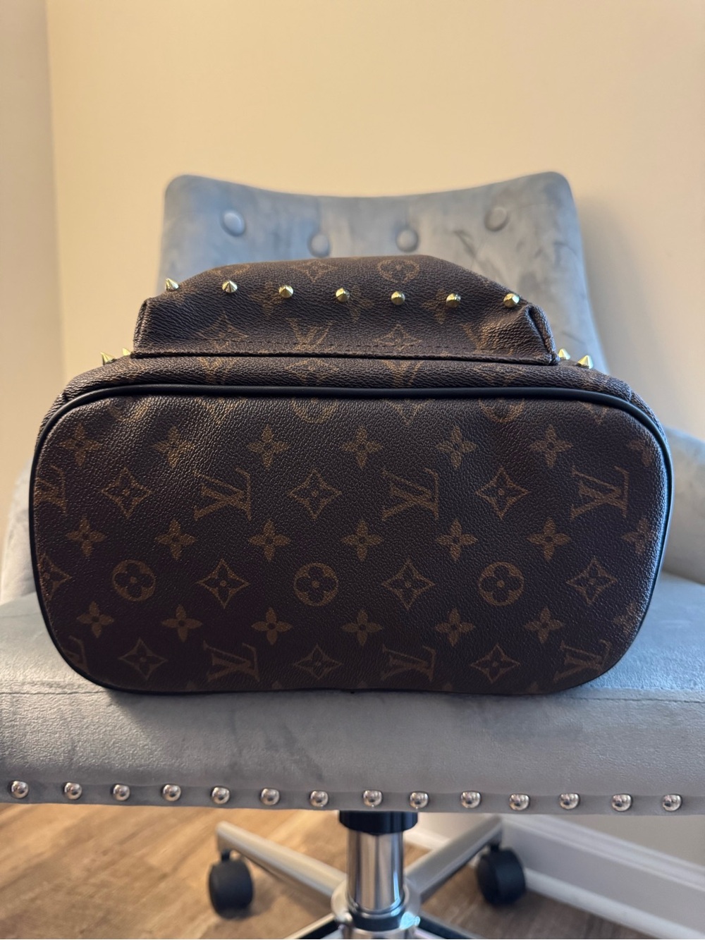 LV Monogram Backpack - Picture 4 of 11